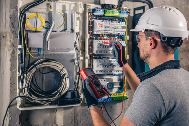 Best Licensed Electrician  in Centerville, PA